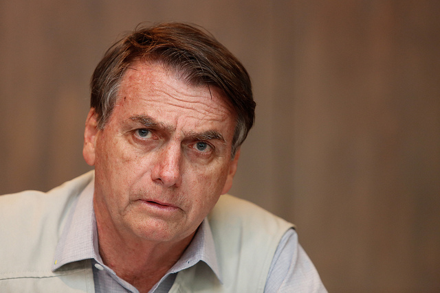 Bolsonaro usa declaração falsa para atacar imprensa