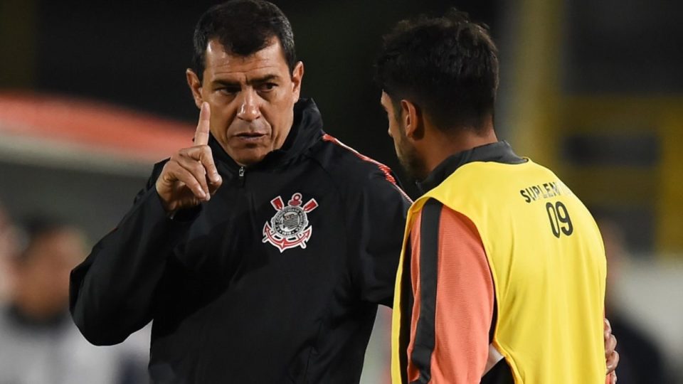 Carille fará seis mudanças no Corinthians para jogo com São Bento