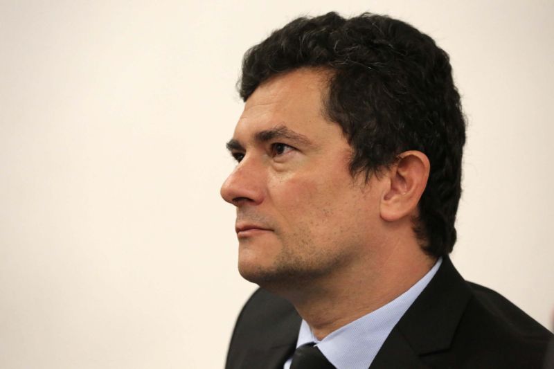 Moro recebe sugestão de levar pacote ao Senado