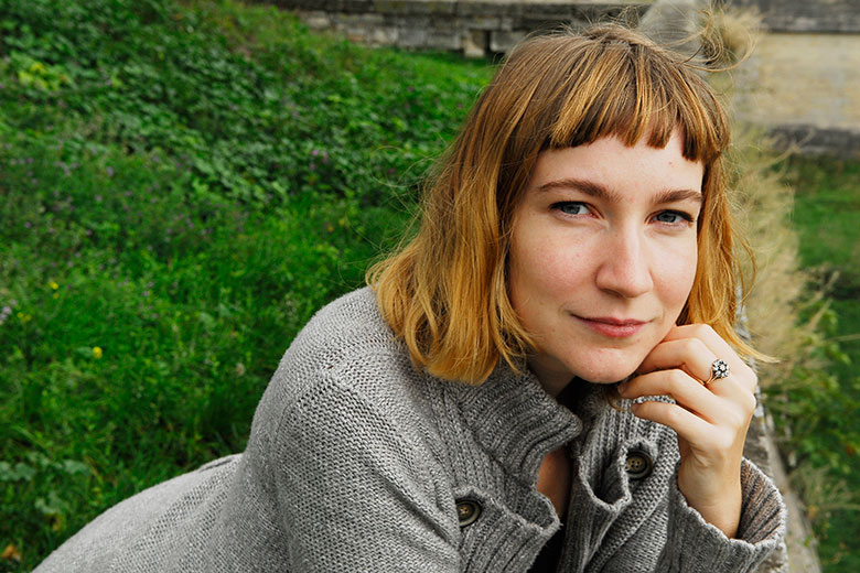 Sheila Heti, autora de ‘maternidade: um romance’, vem ao Brasil