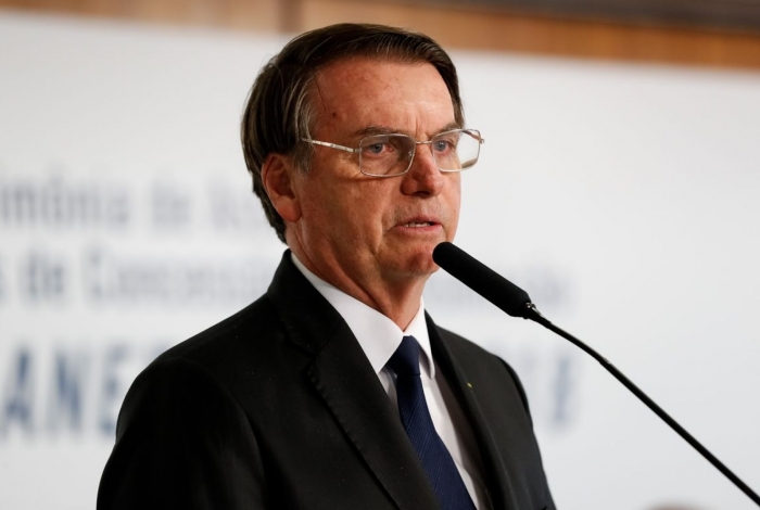 Bolsonaro promete anular decretos que incham o Estado