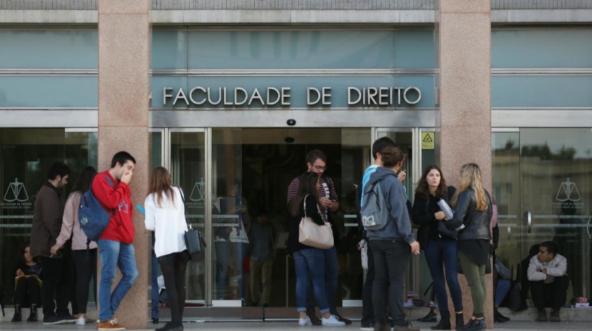 Brasileiros denunciam xenofobia na Universidade de Lisboa