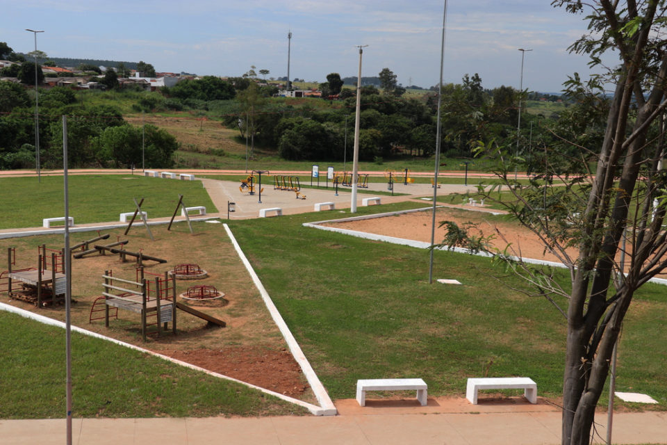 Prefeito Daniel Alonso inaugura Parque do Povo na Zona Sul