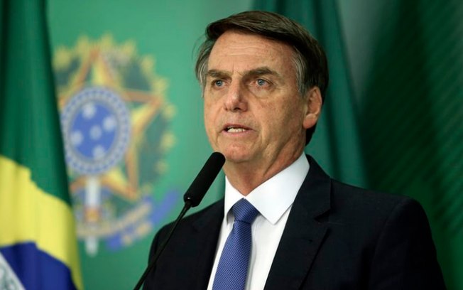 Bolsonaro promete novas regras para porte de armas de fogo