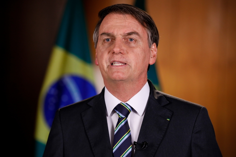 Bolsonaro publica novo Decreto de Armas ‘para sanar erros’