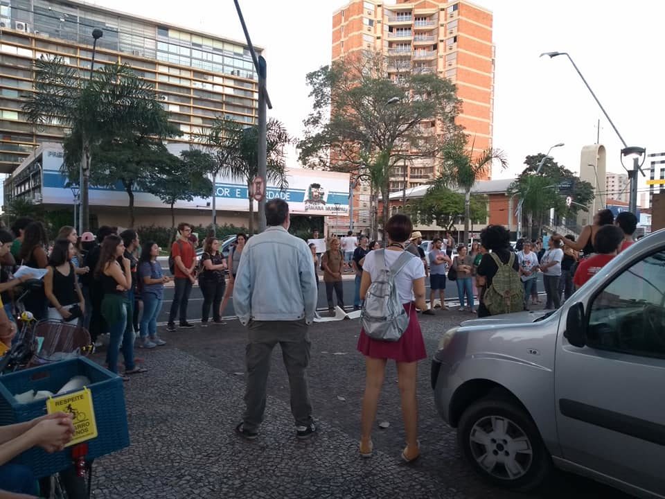 Nova manifestação pela educação encolhe em Marília