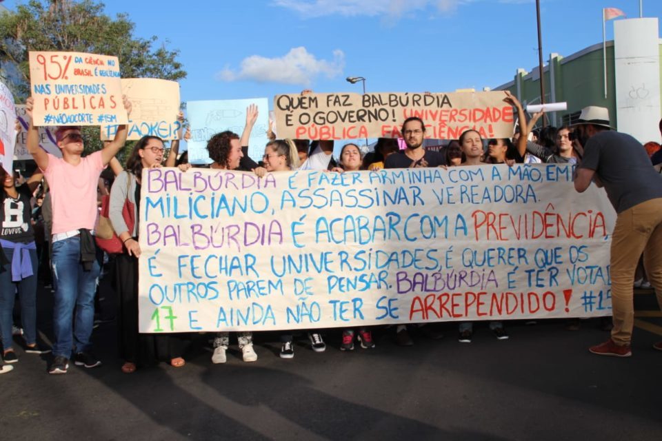 Estudantes organizam manifestação em Marília nesta quinta-feira