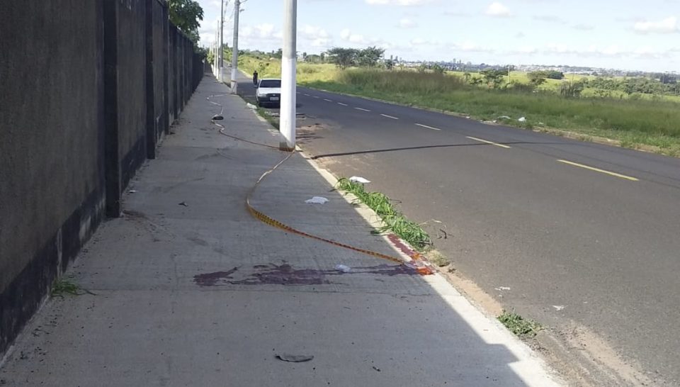 Ciclista morto em atropelamento é identificado; motorista fugiu