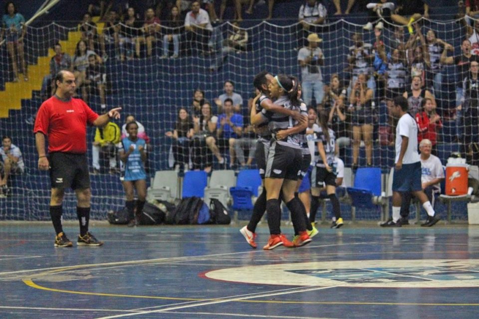 Marília disputa hoje semifinal da Copa Record de Futsal Feminino