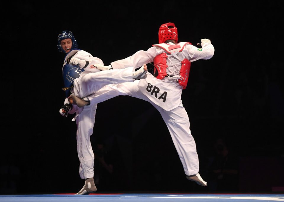 Com 5 medalhas, Brasil bate recorde no Mundial de Tae Kwon Do