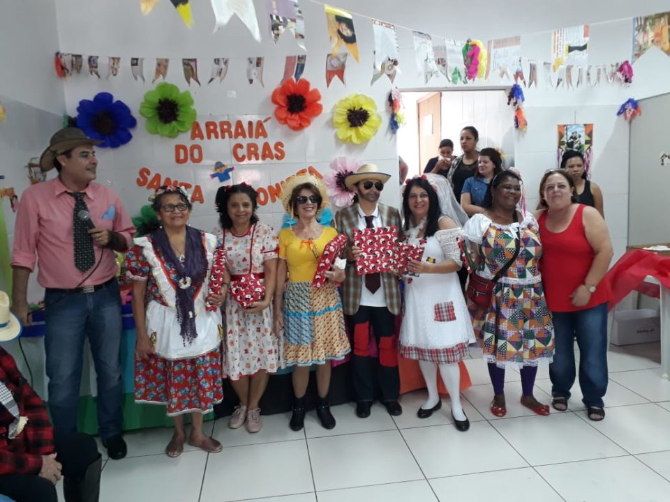 Prefeitura realiza festa junina no Cras Santa Antonieta
