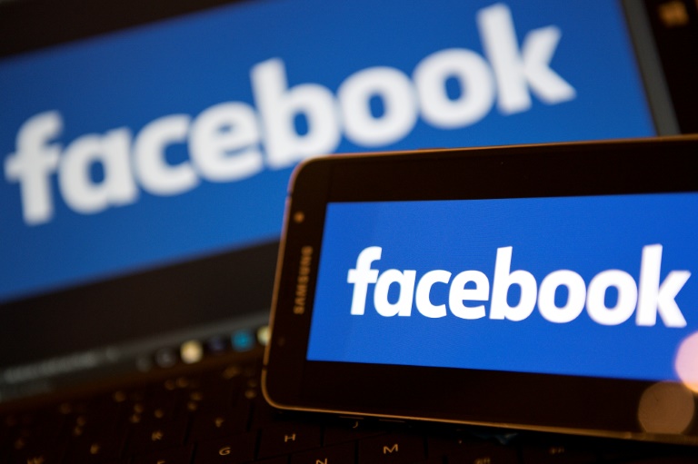 Executivo-chefe do Facebook apoia legislação sobre privacidade
