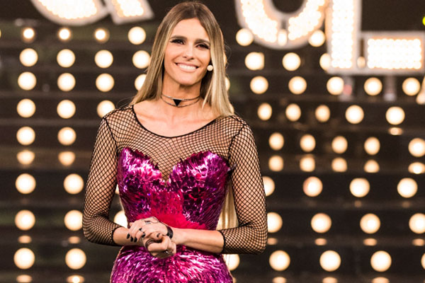 Fernanda Lima recebe prêmio da APCA com ‘Amor e Sexo’