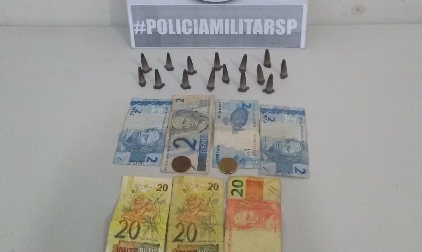 PM apreende droga e dinheiro no Centro