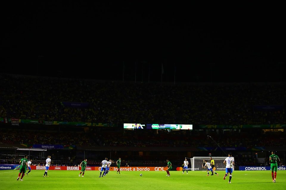 Primeiros jogos da Copa América têm fracasso de público