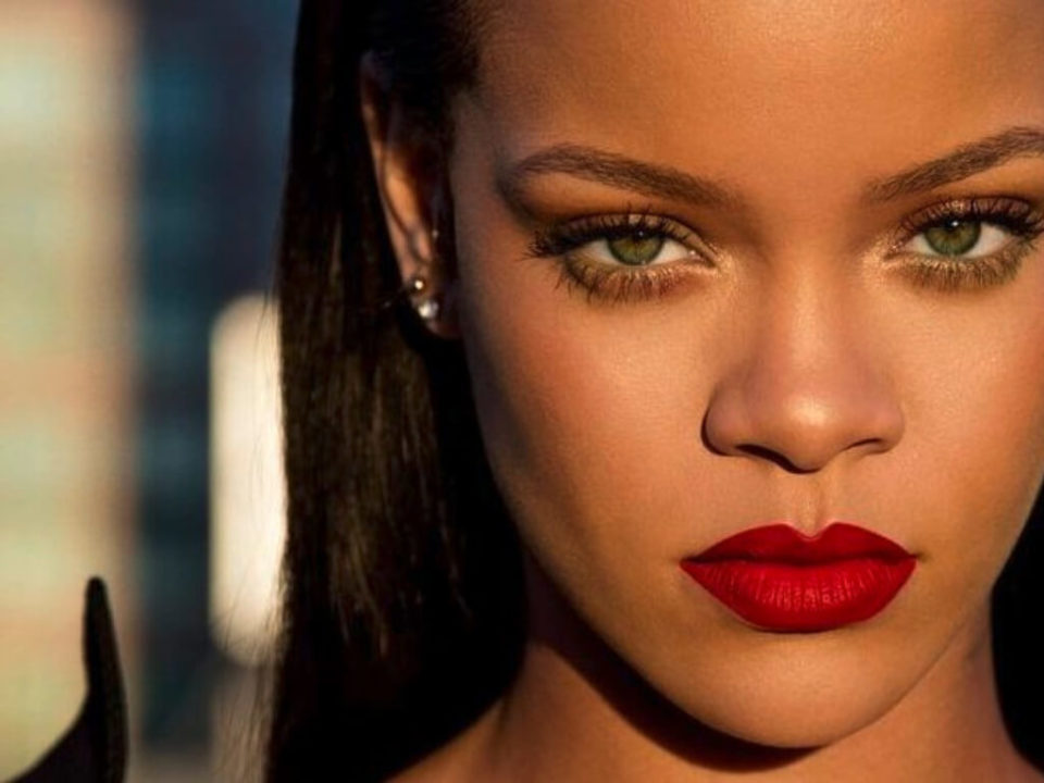 Rihanna é a mulher mais rica da música, segundo a Forbes