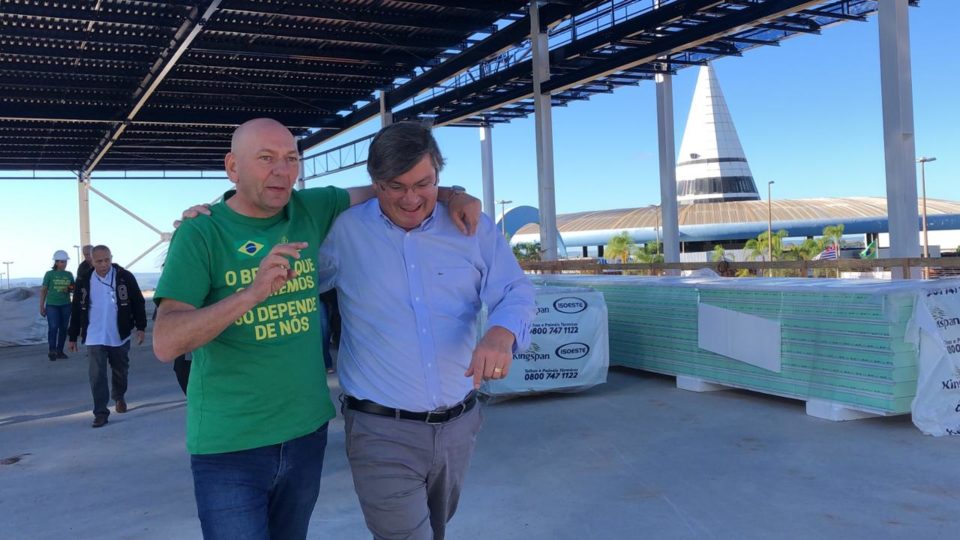 Hang visita Marília e diz que pode antecipar inauguração da Havan