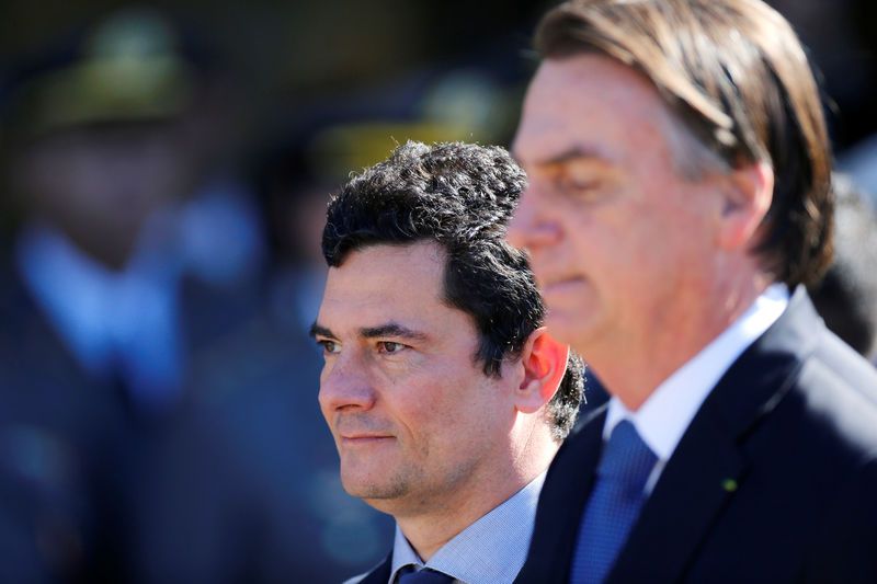 Bolsonaro diz que há ‘possibilidade zero’ de demitir Sergio Moro