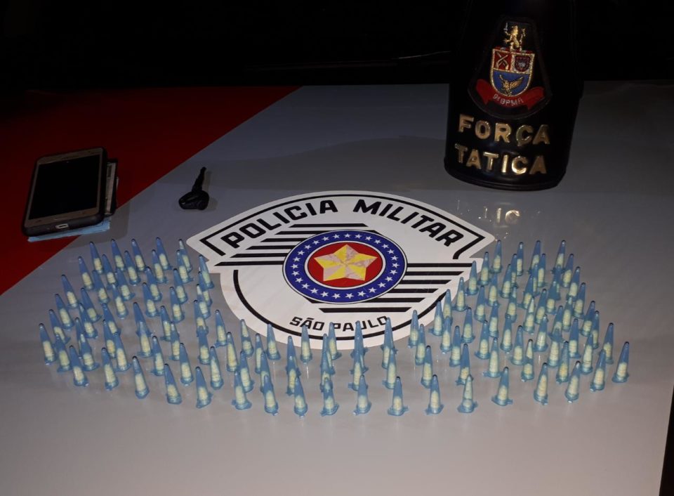 Menor compra drogas em Marília para revender na região e acaba preso