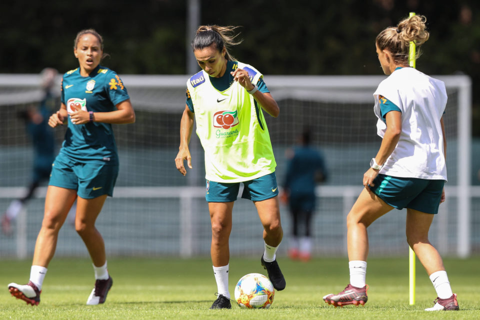 Seleção feminina perde Andressa Alves por lesão