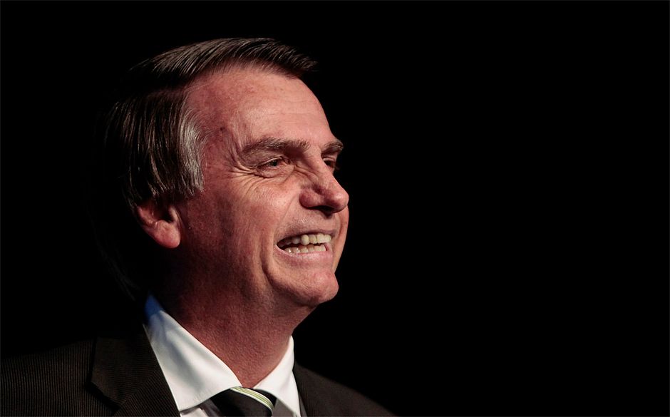 ‘Por mim, eu botaria 60 (pontos)’, diz Bolsonaro sobre CNH