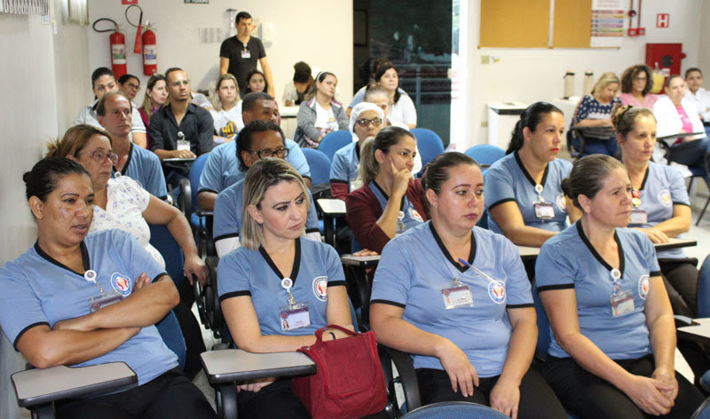 Santa Casa de Marília promove encontro com colaboradores