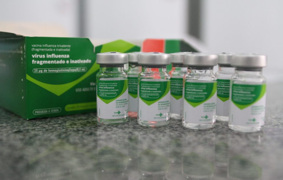 Marília recebe mais doses de vacina contra gripe