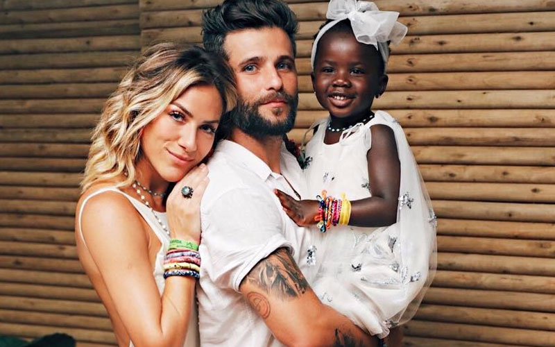 Bruno Gagliasso e Giovanna Ewbank adotam mais um filho