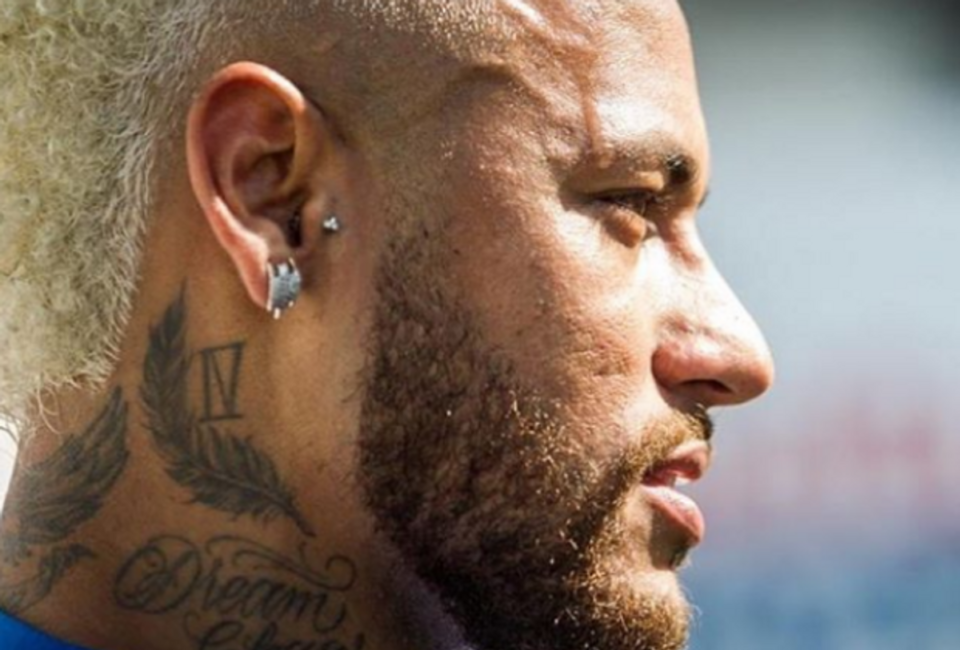 Barcelona vai oferecer dinheiro e mais dois jogadores por Neymar