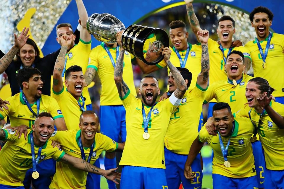Brasil vence Peru e é campeão da Copa América