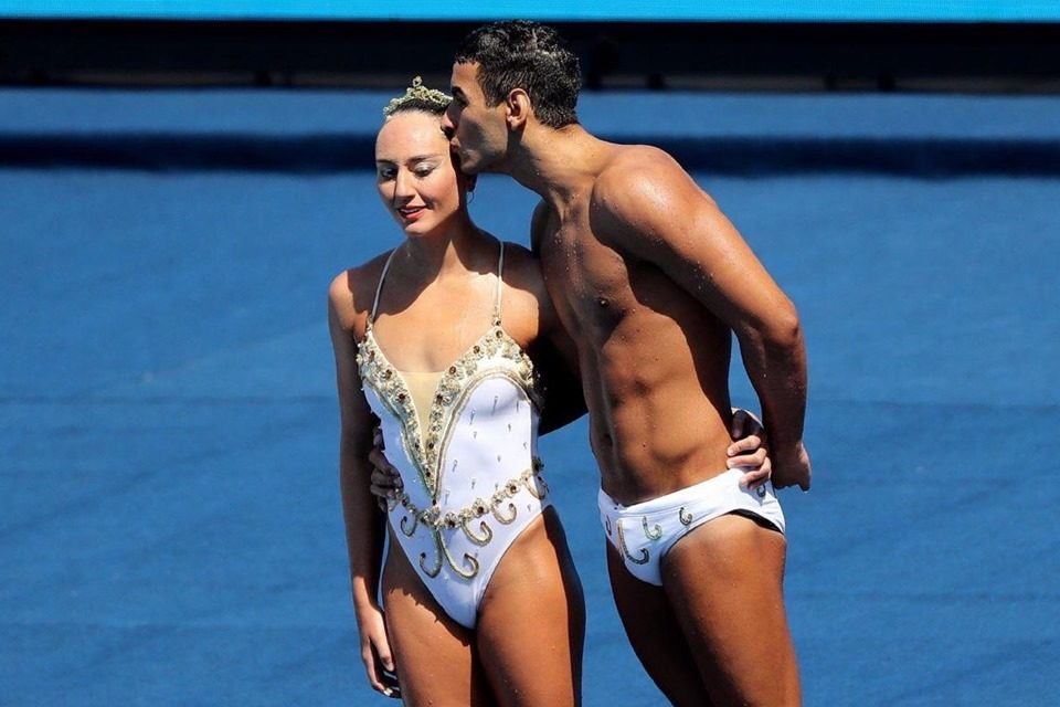 Dueto brasileiro do nado artístico avança à final da rotina livre do Mundial