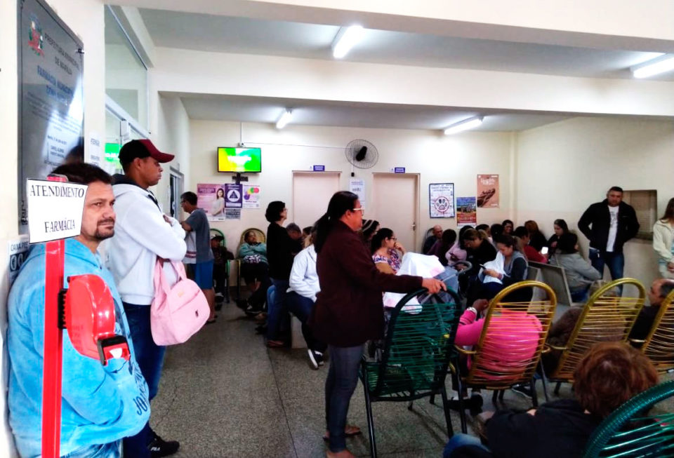 Falta de remédios e insumos básicos compromete rede de saúde em Marília