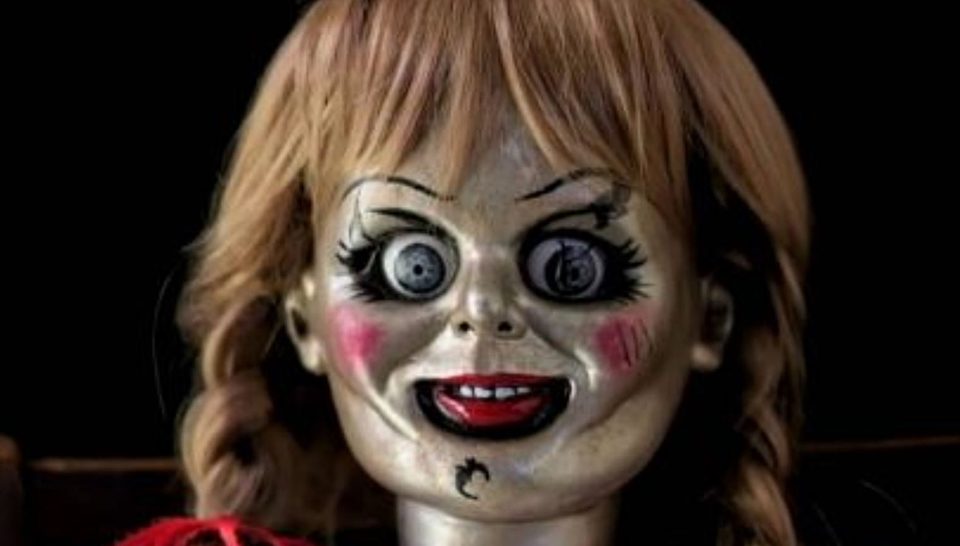 Idoso morre durante sessão de ‘Annabelle 3’