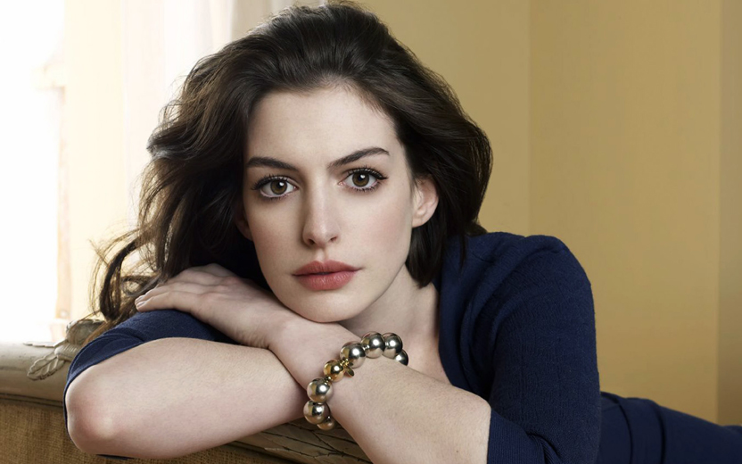 Anne Hathaway anuncia que está grávida novamente