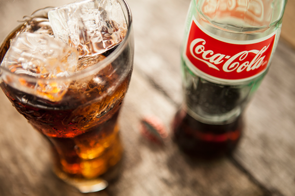 Coca-Cola cresce com outros produtos e lança bebida alcoólica