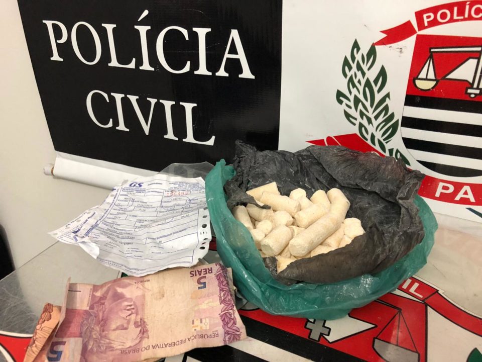 Polícia prende mulher com 250 gramas de cocaína na Rodoviária