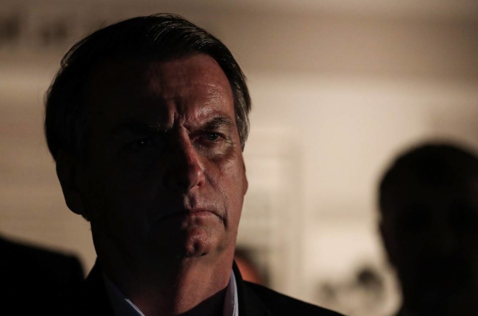 Bolsonaro chama general que o criticou de ‘melancia’