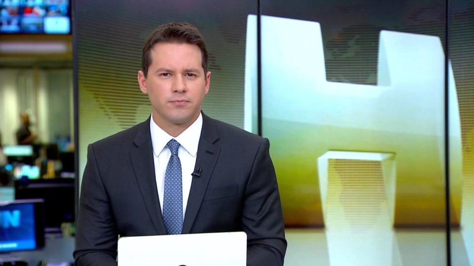 Dony De Nuccio pede demissão da Globo após polêmica