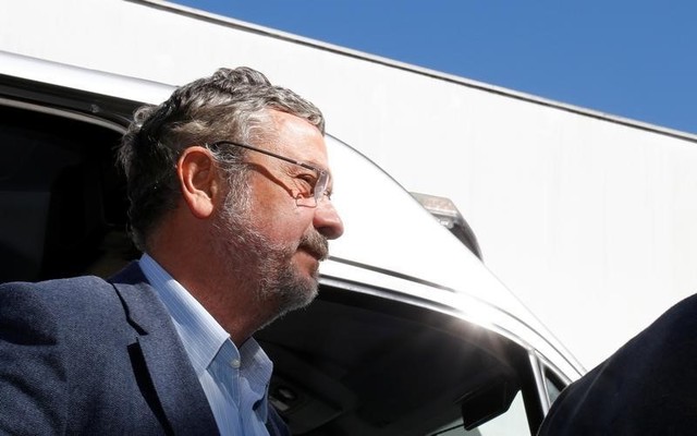 Palocci vai para o regime aberto com tornozeleira eletrônica