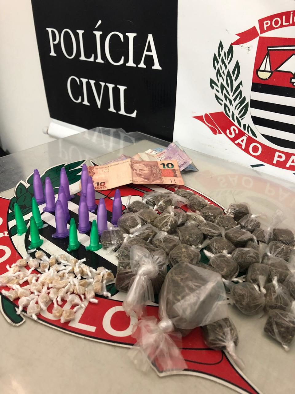 Dise flagra garotos de 14 anos com drogas no Jardim Primavera