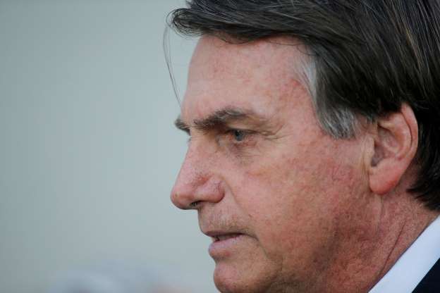 Bolsonaro reage a fala de Huck e cita compra de jatinho