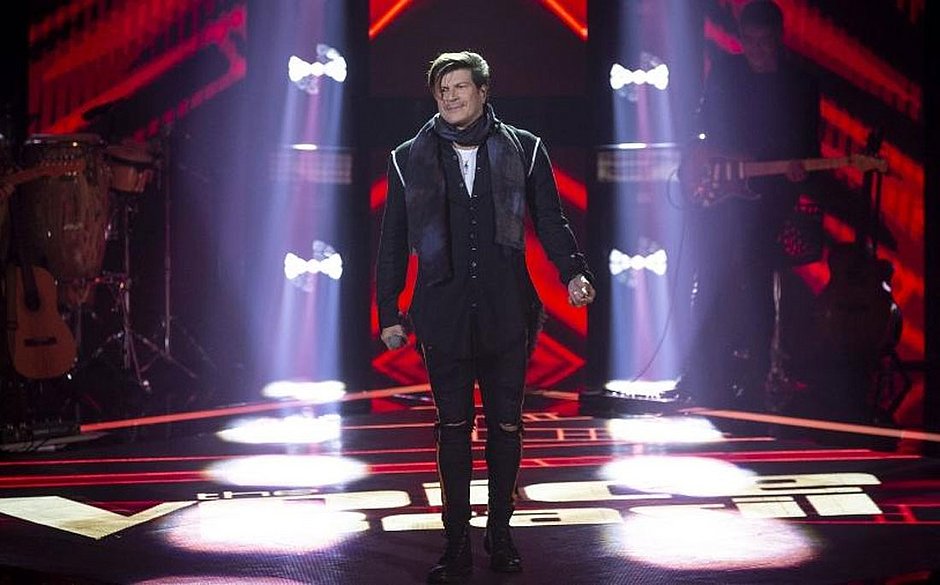 Paulo Ricardo canta no ‘The Voice’ e ganha elogio de Gloria Maria