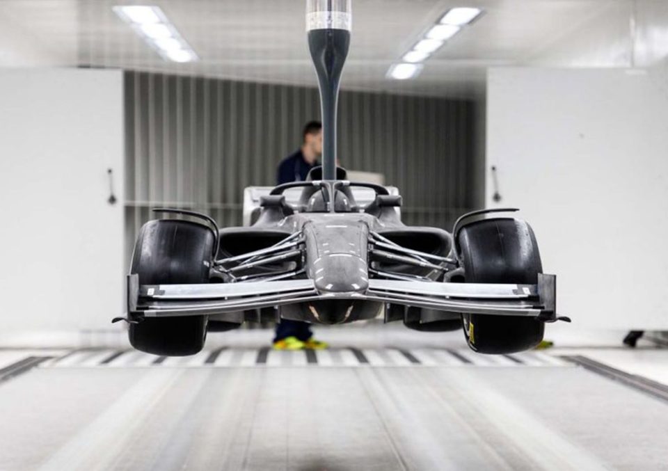 Fórmula 1 divulga imagens do carro que será utilizado a partir de 2021
