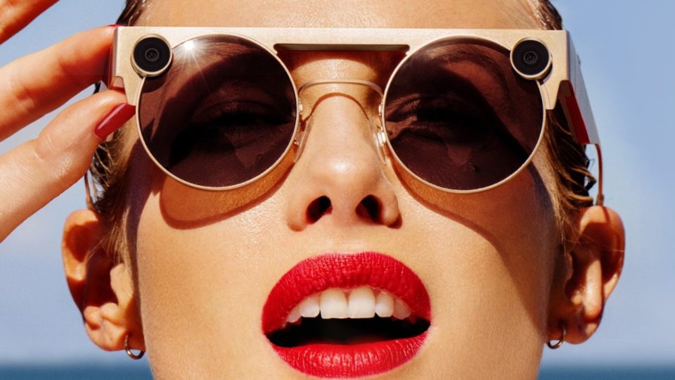Dona do Snapchat lançará novos óculos que tiram fotos