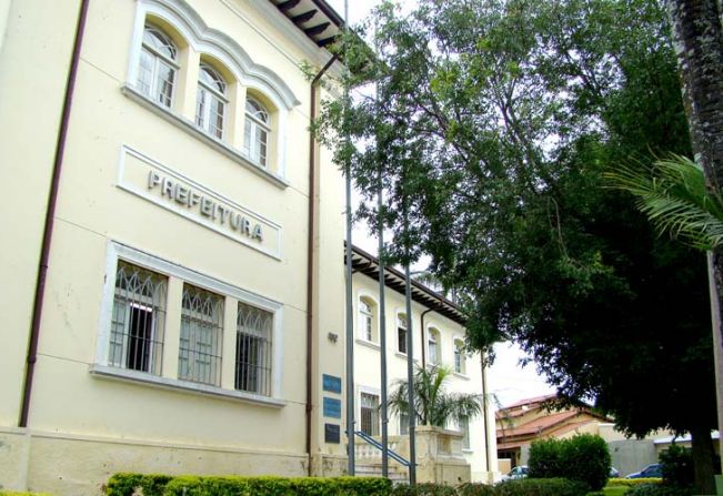Prefeitura de Garça publica decretos para contenção de despesas