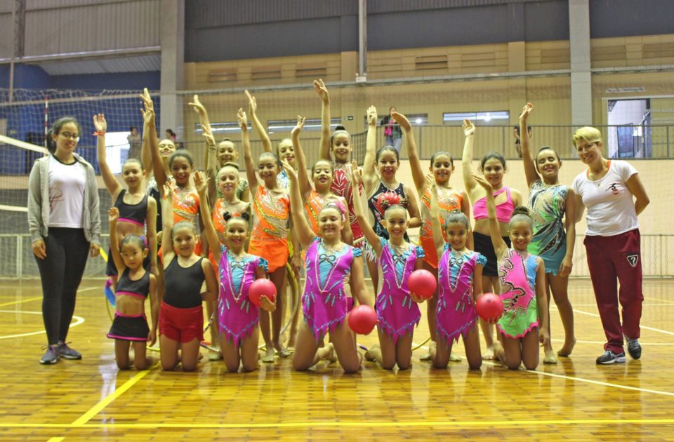 Equipe Marília participa da Copa de Ginástica Rítmica em Piraju