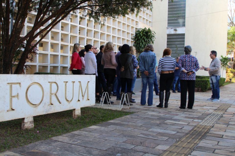 Prefeitura acusa empresa de invadir área pública há 35 anos