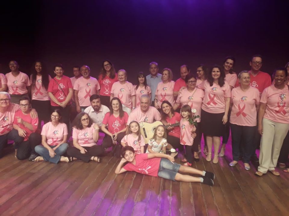 Fundo Social e Assistência participam da abertura do Outubro Rosa