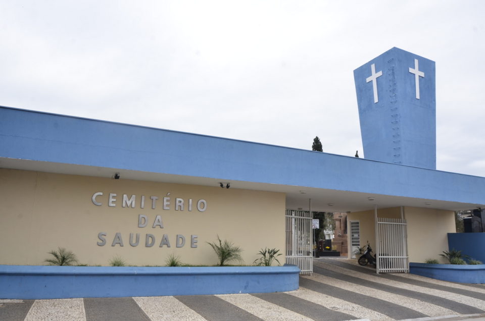 Cemitério da Saudade se prepara para o Dia de Finados