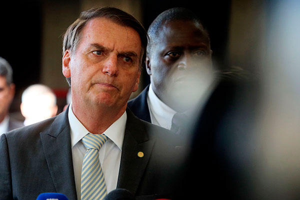 MPF denuncia servidor da Receita que acessou dados de Bolsonaro